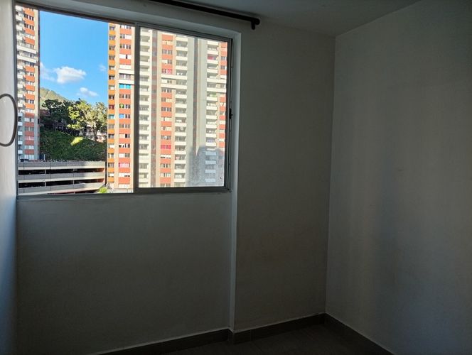 Apartamento de 3 alcobas en venta en Bellavista, Bello, 58 m² · foto 12 de 18