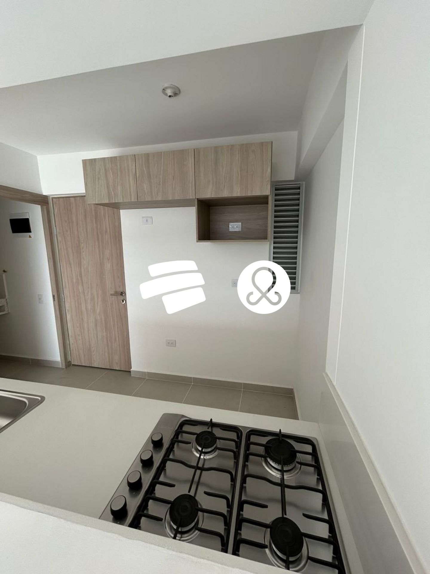 Apartamento en venta en Maria Auxiliadora, Marinilla · foto 2 de 12