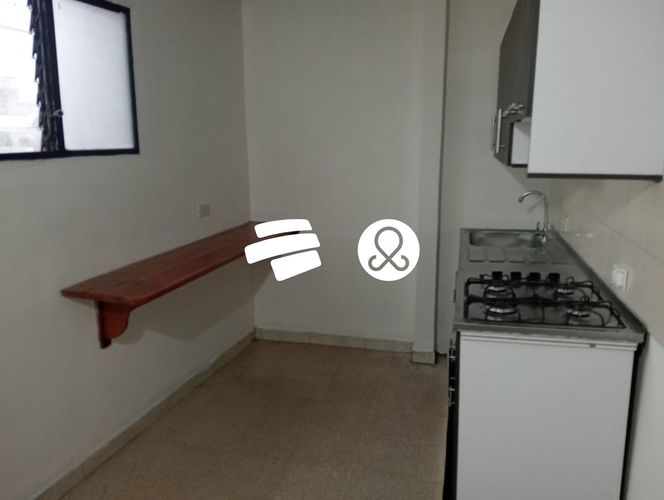 Casa en venta en Zona Industrial No. 1, Itagüí · foto 2 de 17