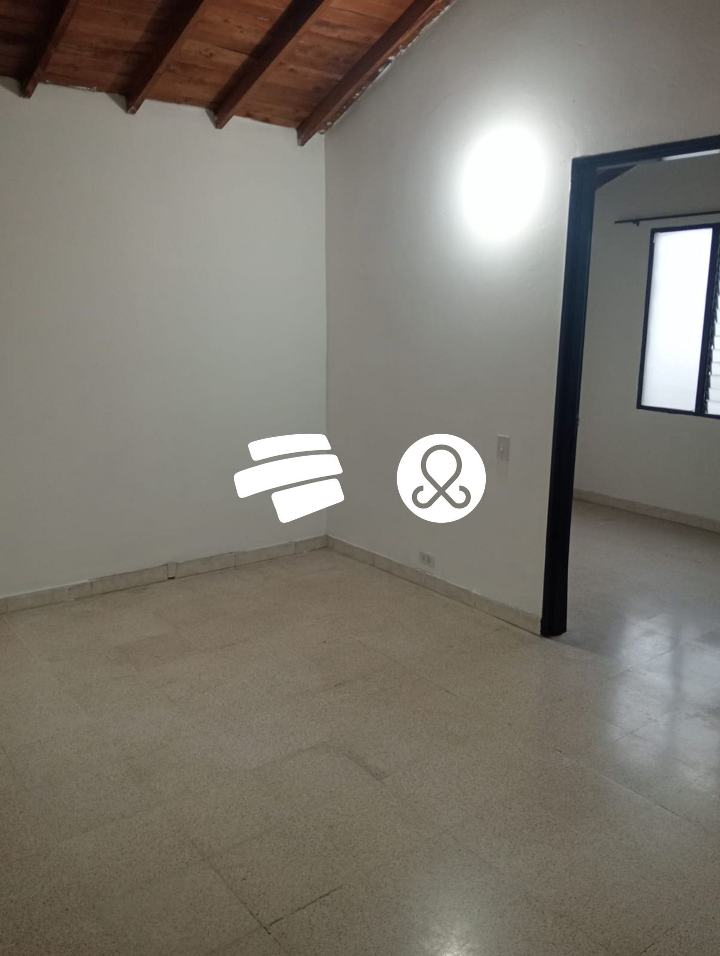 Casa en venta en Zona Industrial No. 1, Itagüí · foto 12 de 17