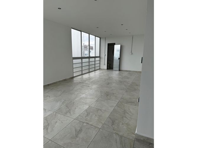 Local en venta en Avenida Centenario, Armenia, 52 m² · foto 4 de 8