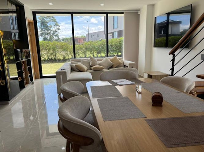 Casa de 4 alcobas en venta en Llano Grande, Rionegro, 200 m² · foto 10 de 24
