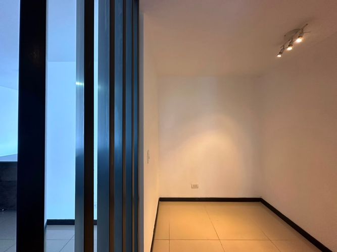 Apartamento de 4 alcobas en arriendo en El Poblado, Medellín, 130 m² · foto 9 de 19