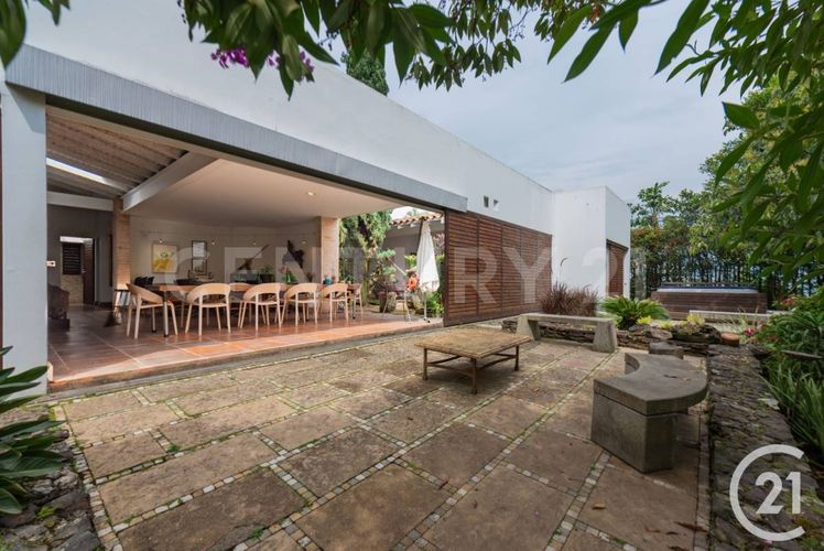 Casa de 4 alcobas en venta en La Pradera, Envigado, 349 m² · foto 3 de 22