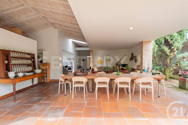 Casa de 4 alcobas en venta en La Pradera, Envigado, 349 m² · foto 4 de 22
