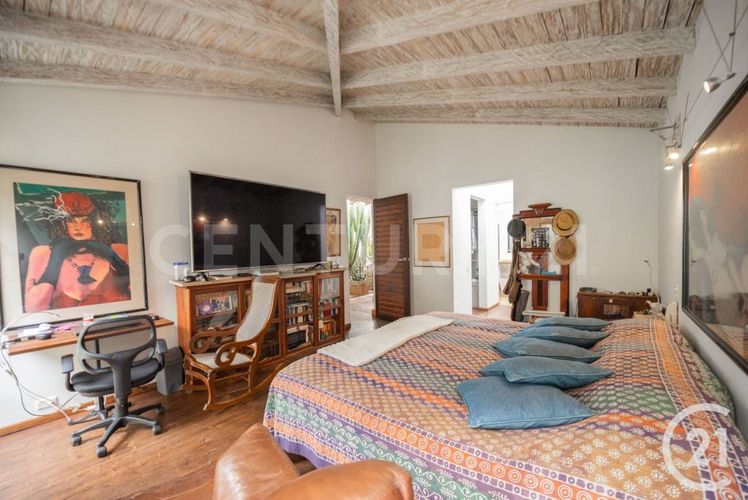 Casa de 4 alcobas en venta en La Pradera, Envigado, 349 m² · foto 13 de 22