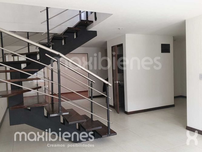 Casa de 3 alcobas en venta en La Ceja, 136 m² · foto 4 de 14
