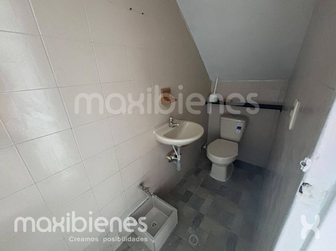 Local en arriendo en El Dorado, Envigado, 30 m² · foto 6 de 6