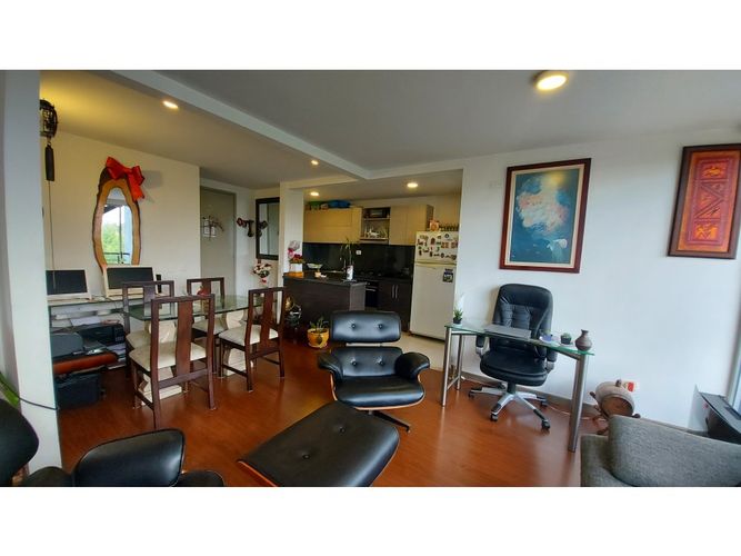 Apartamento de 3 alcobas en venta en Cn Palo Alto, Funza, 166 m² · foto 2 de 24