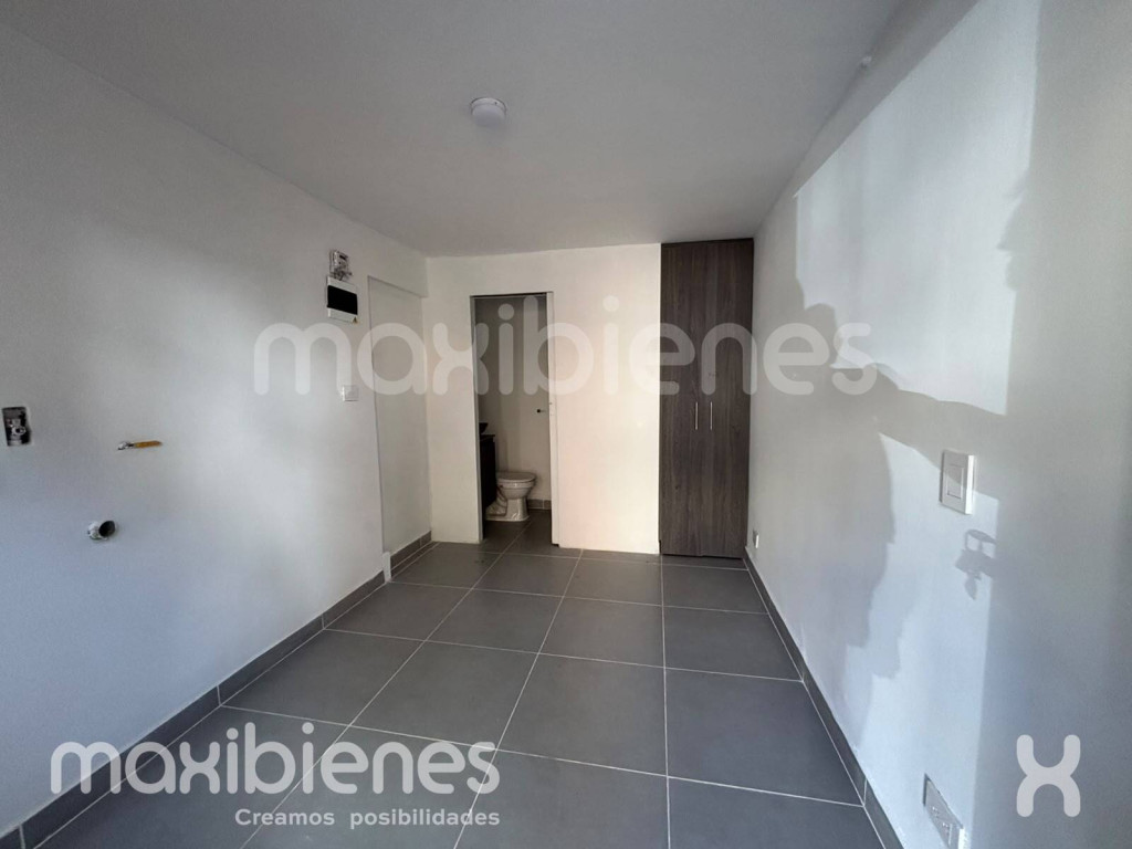 1BR Apartment in Alcala (40 m²) - 2
