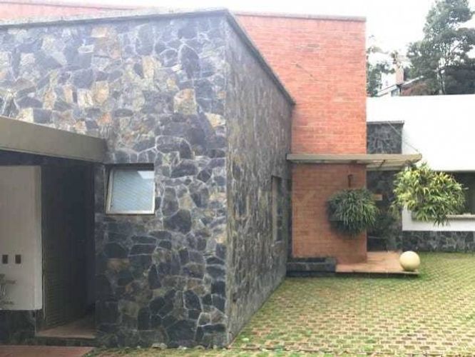 Casa de 4 alcobas en venta en Las Palmas, Medellín, 595 m² · foto 6 de 18