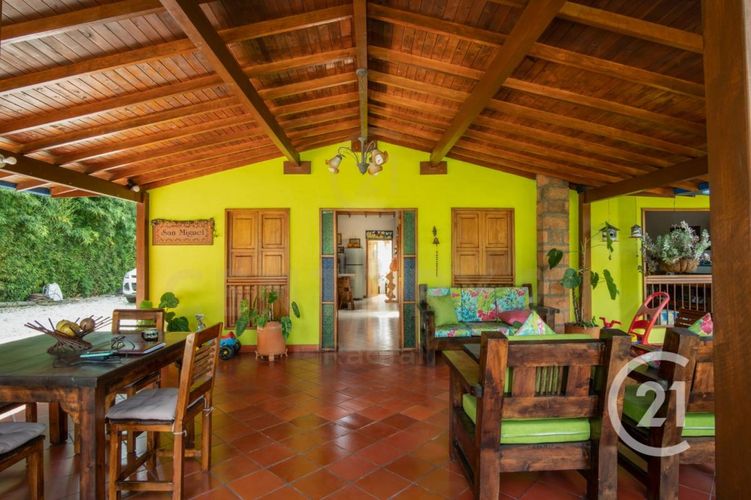 Casa de 3 alcobas en venta en Llano Grande, Rionegro, 210 m² · foto 3 de 17
