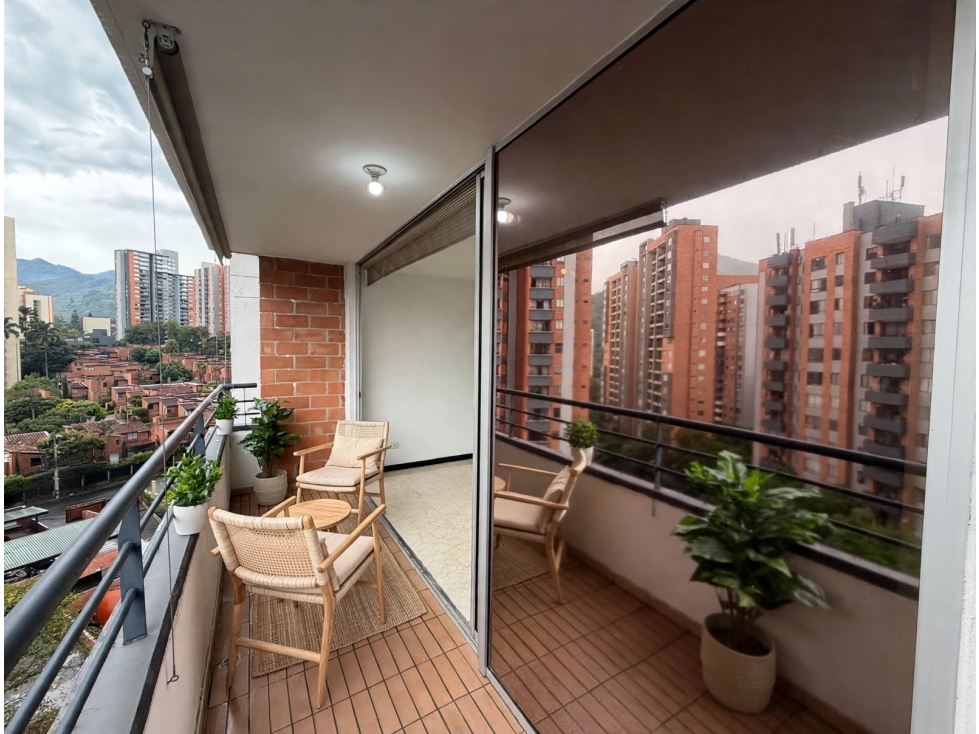 Apartamento en venta en Belén, Medellín · foto 2 de 14