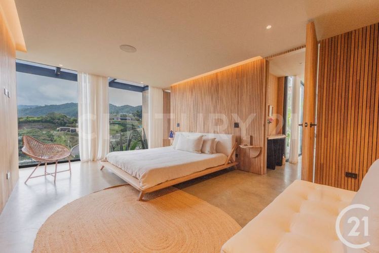 Casa de 3 alcobas en venta en Las Palmas, Envigado, 240 m² · foto 7 de 20