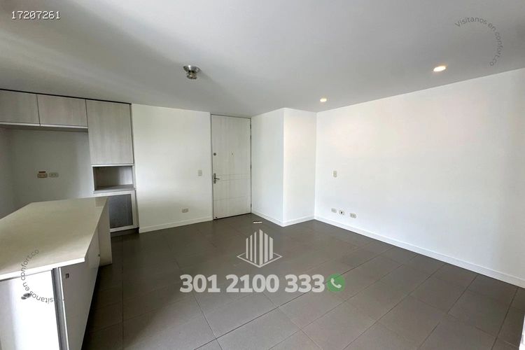 Apartamento de 2 alcobas en arriendo en Castropol, Medellín, 85 m² · foto 3 de 24