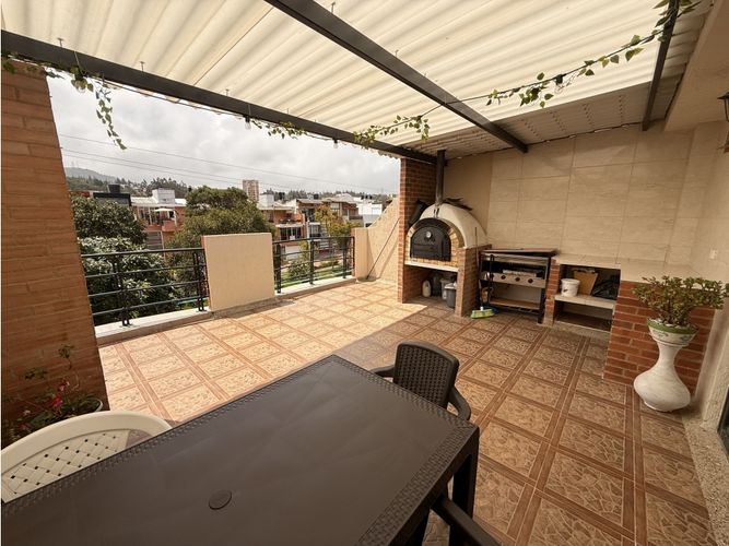 Casa de 5 alcobas en venta en Las Quintas, Tunja, 195 m² · foto 22 de 24