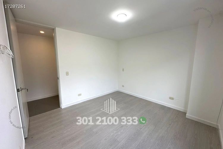 Apartamento de 2 alcobas en arriendo en Castropol, Medellín, 85 m² · foto 12 de 24