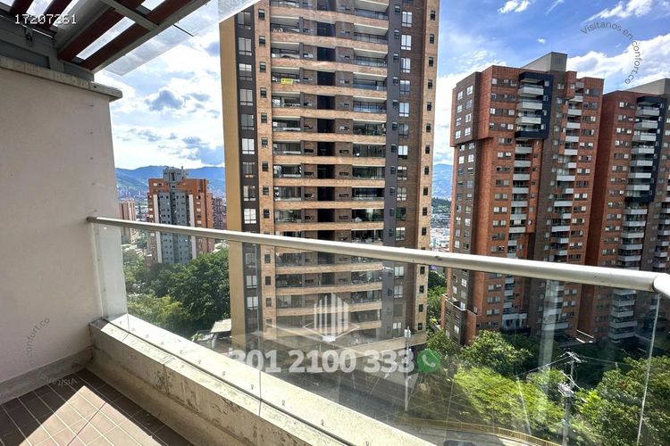 Apartamento de 2 alcobas en arriendo en Castropol, Medellín, 85 m² · foto 18 de 24