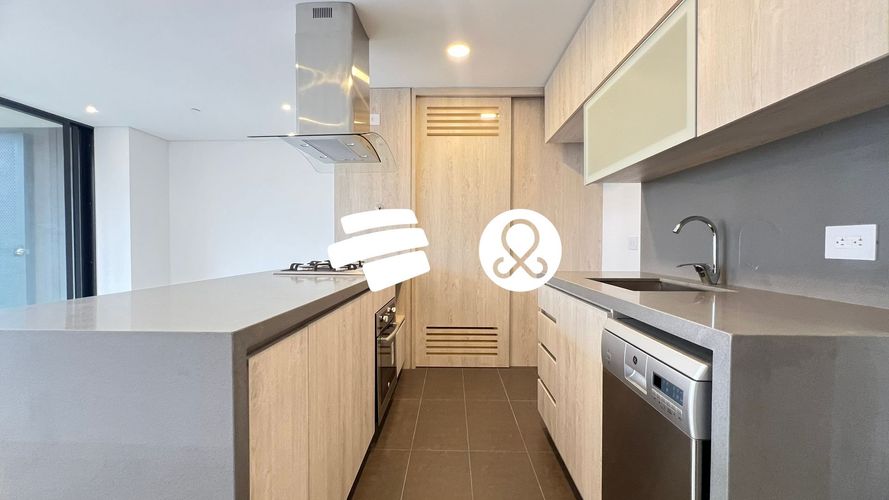 Apartamento en venta en El Poblado, Medellín · foto 5 de 24