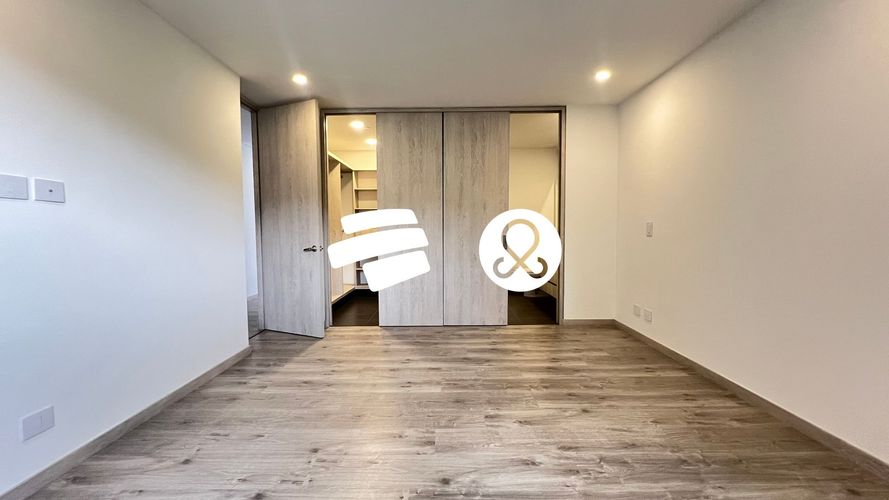 Apartamento en venta en El Poblado, Medellín · foto 16 de 24
