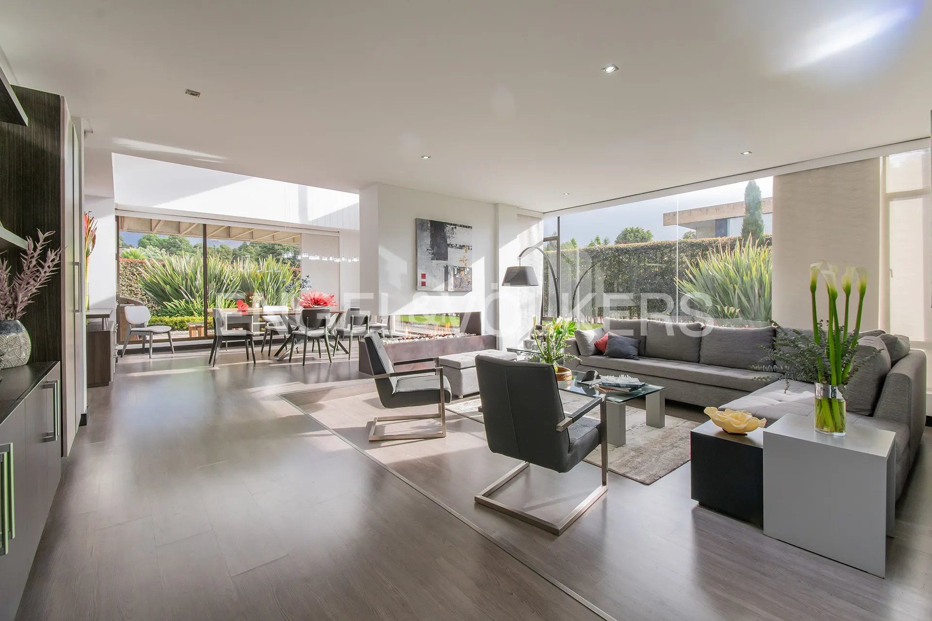 Casa en venta en Guaymaral, Bogotá · foto 2 de 20