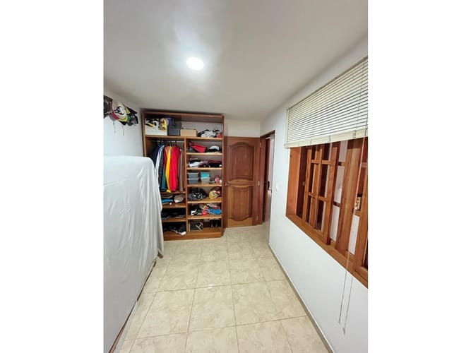 Casa de 8 alcobas en venta en San Judas Tadeo Ii, Cali, 420 m² · foto 8 de 17