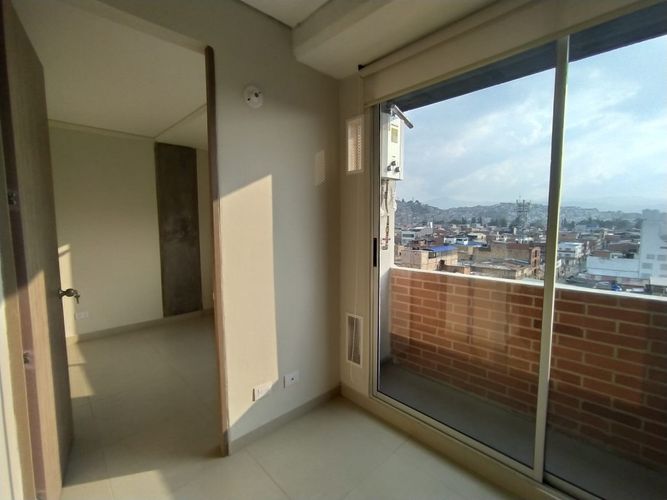 Apartamento de 2 alcobas en venta en Olaya, Bogotá, 33 m² · foto 2 de 18