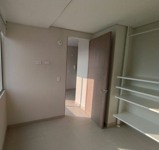 Apartamento de 2 alcobas en venta en Olaya, Bogotá, 33 m² · foto 6 de 18