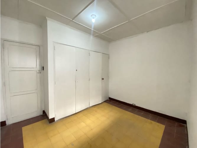 Local en arriendo en Prado, Medellín, 150 m² · foto 2 de 13
