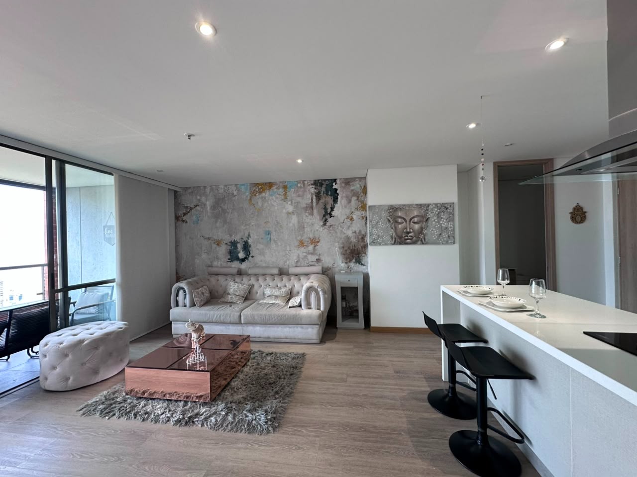 Apartamento en arriendo en Loma De Los Gonzalez, Medellín · foto 3 de 18
