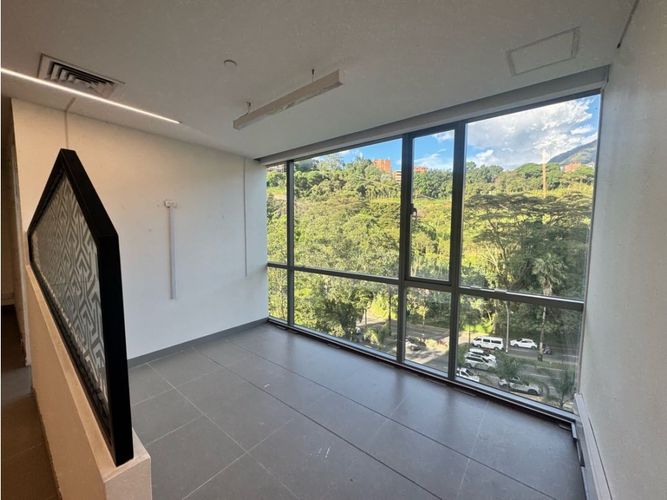 Oficina en venta en Castropol, Medellín, 97 m² · foto 6 de 24