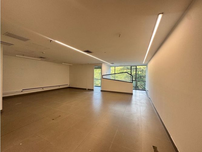 Oficina en venta en Castropol, Medellín, 97 m² · foto 11 de 24