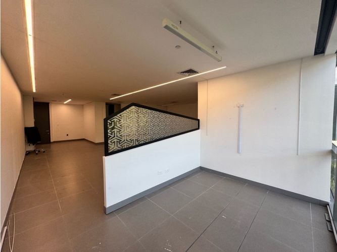 Oficina en venta en Castropol, Medellín, 97 m² · foto 12 de 24