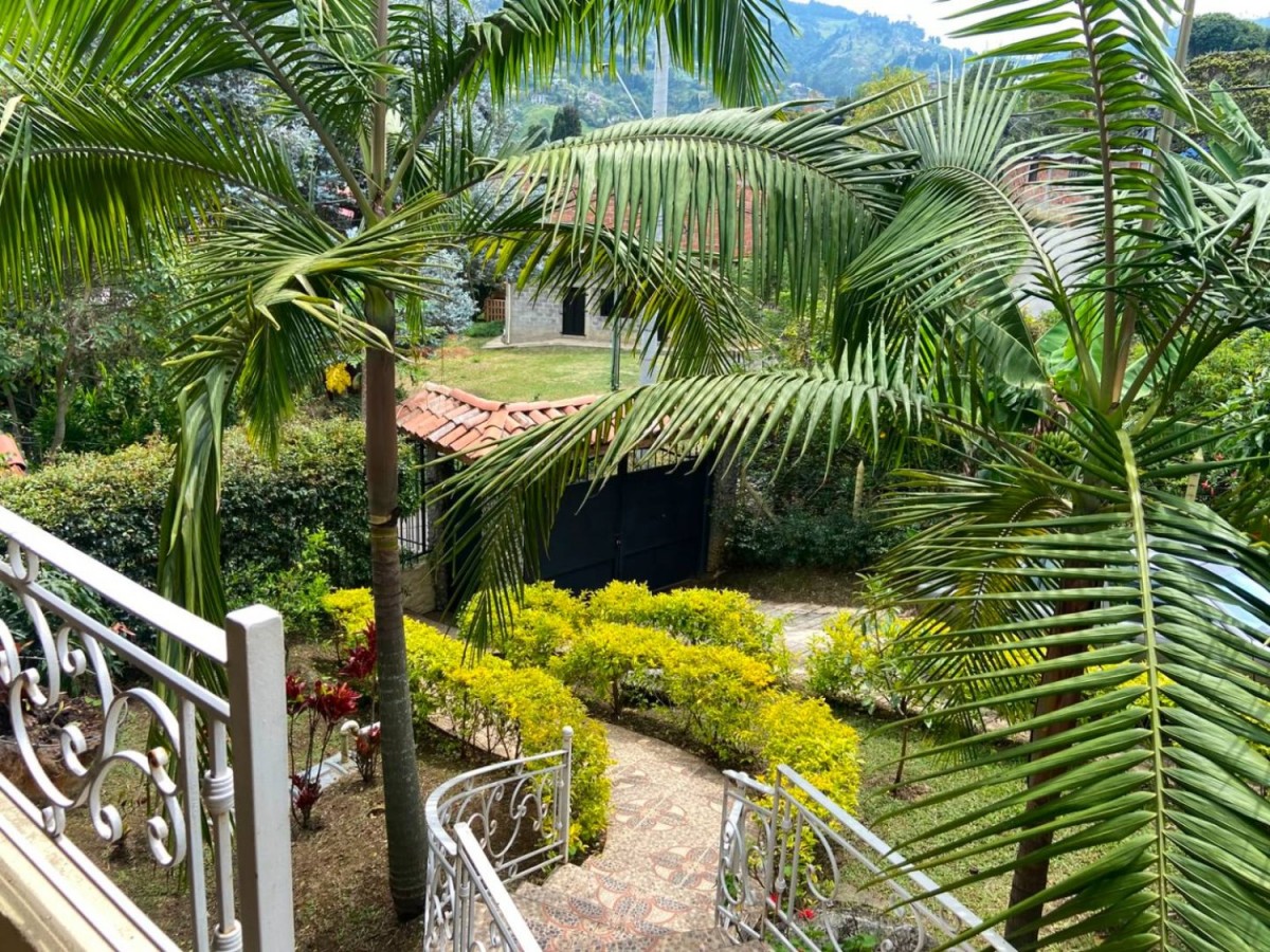 Casa en arriendo en San Cristobal, Medellín · foto 19 de 24