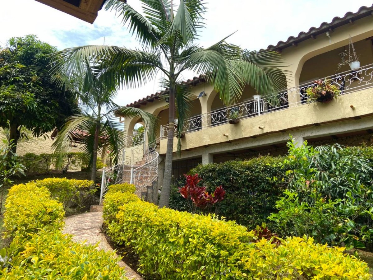Casa en arriendo en San Cristobal, Medellín · foto 20 de 24