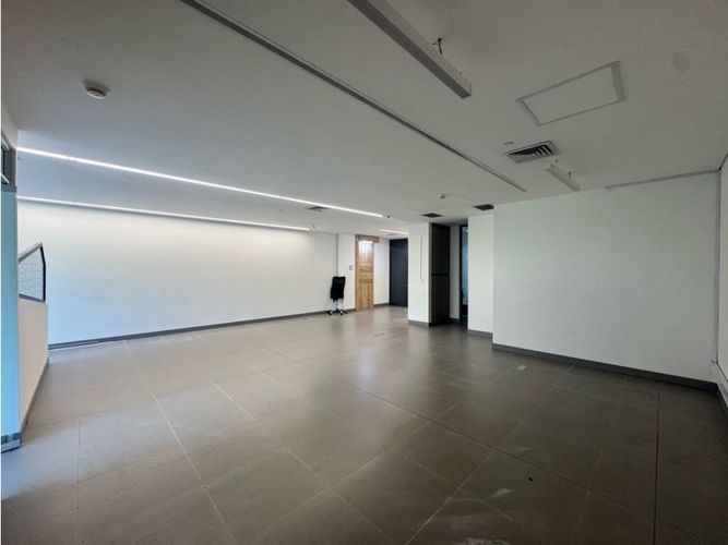 Oficina en venta en Castropol, Medellín, 97 m² · foto 15 de 24