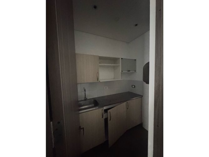 Oficina en venta en Castropol, Medellín, 97 m² · foto 22 de 24