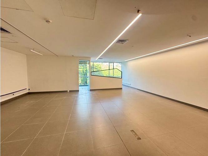 Oficina en venta en Castropol, Medellín, 97 m² · foto 23 de 24