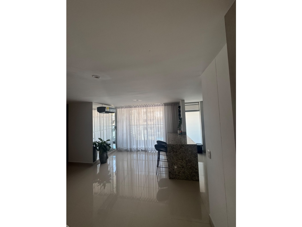 Apartamento en arriendo en Miramar, Barranquilla · foto 2 de 15