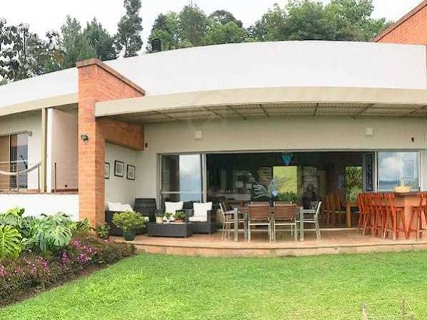 Casa en Arriendo en Las palmas, Envigado - 2