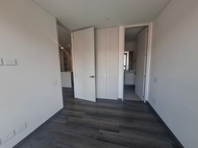 Apartamento de 2 alcobas en venta en Antiguo Country, Bogotá, 72 m² · foto 3 de 24