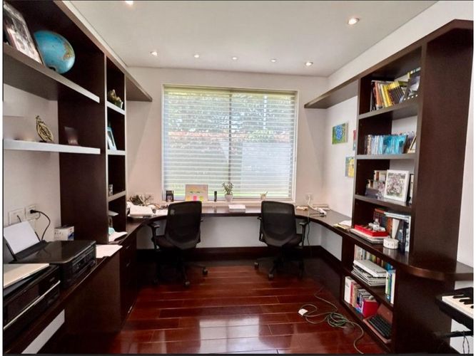 Casa de 5 alcobas en venta en Casablanca Suba Urbano, Bogotá, 1520 m² · foto 14 de 20