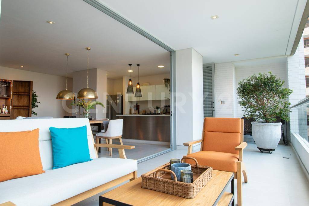 Apartamento en arriendo en El Poblado, Medellín · foto 4 de 16