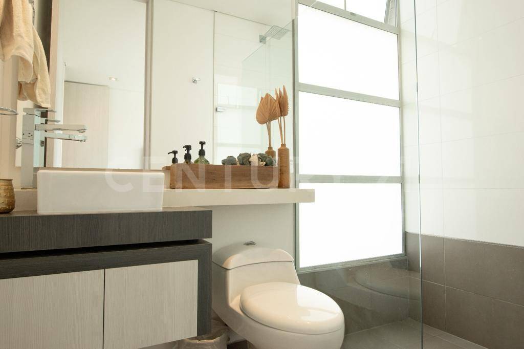 Apartamento en arriendo en El Poblado, Medellín · foto 15 de 16