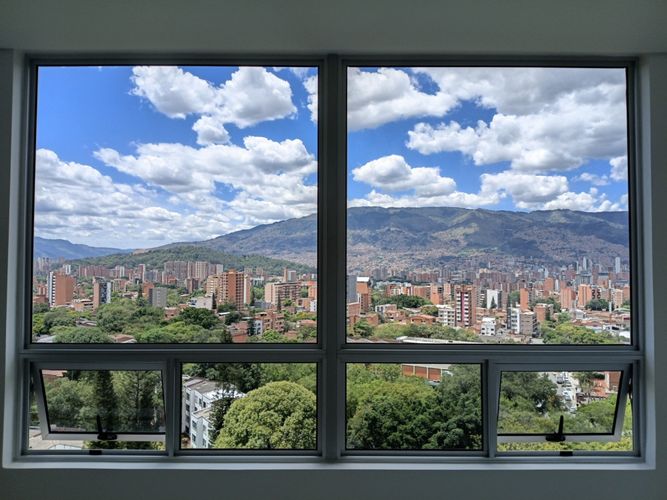 Consultorio en venta en La America, Medellín, 29 m² · foto 12 de 24