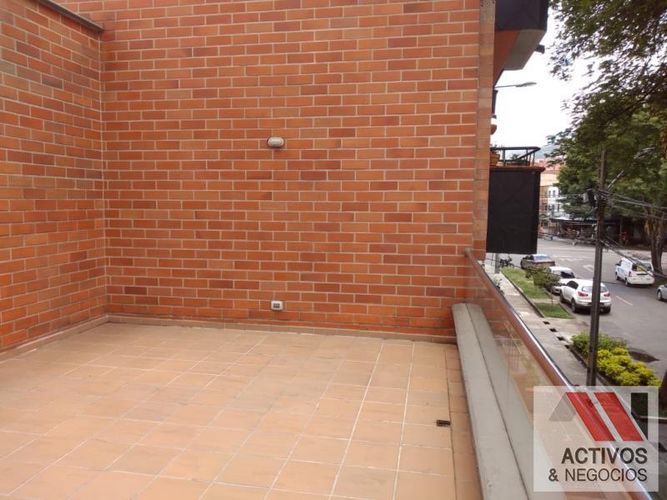 Apartamento de 2 alcobas en venta en El Velodromo, Medellín, 78 m² · foto 4 de 24