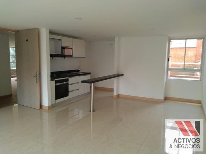 Apartamento de 2 alcobas en venta en El Velodromo, Medellín, 78 m² · foto 6 de 24