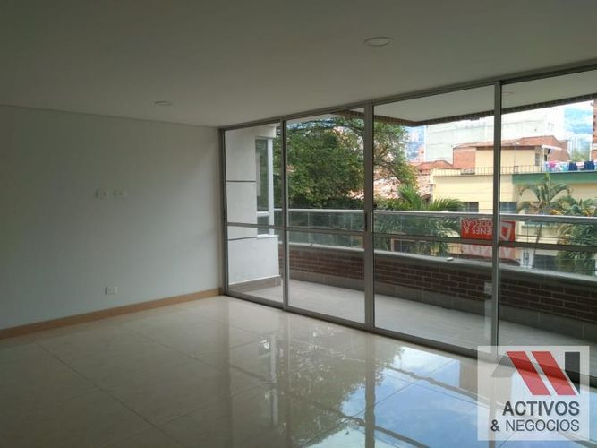 Apartamento de 2 alcobas en venta en El Velodromo, Medellín, 78 m² · foto 8 de 24