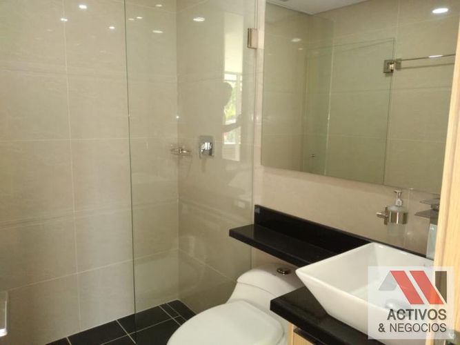 Apartamento de 2 alcobas en venta en El Velodromo, Medellín, 78 m² · foto 11 de 24