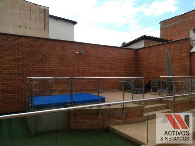 Apartamento de 2 alcobas en venta en El Velodromo, Medellín, 78 m² · foto 19 de 24